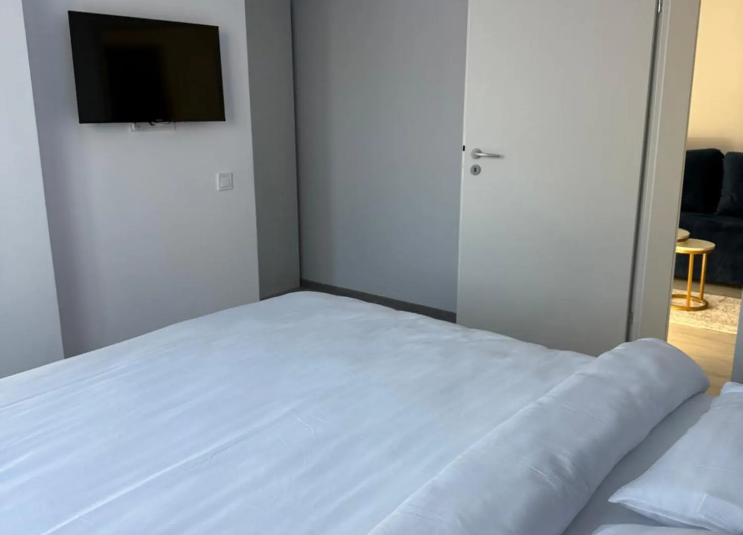Etalon Airport Apartments II Otopeni