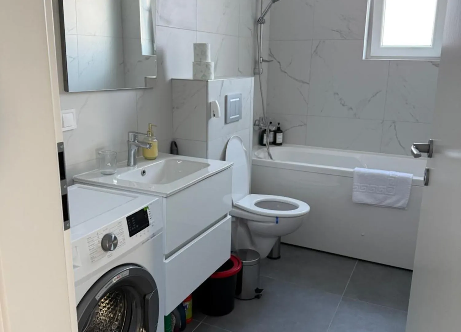 Etalon Airport Apartments II Otopeni